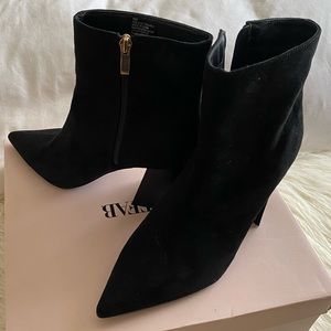 Pointed toe booties in size 9.5